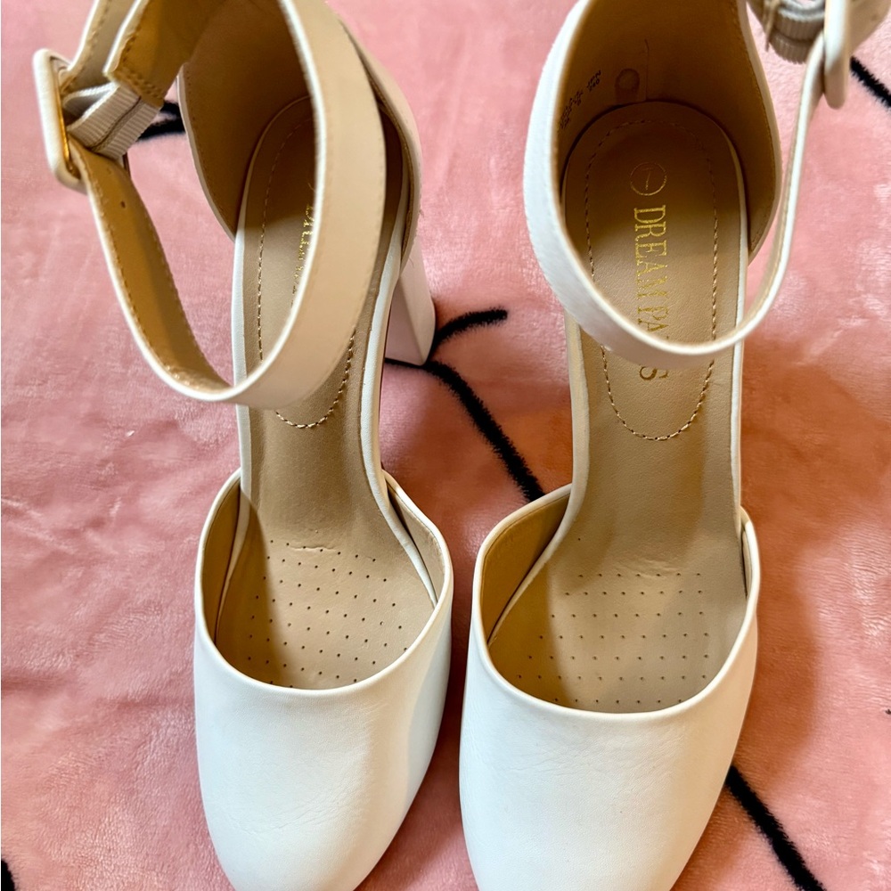 Dream Pairs Women's Cream Ankle Strap Heels